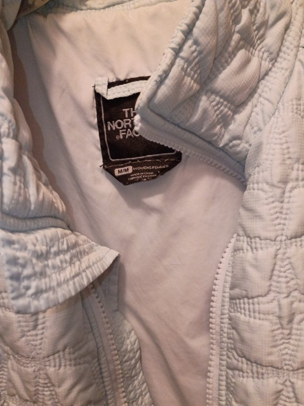 Women's Light Blue North Face Thermoball jacket~M~ - Picture 3 of 4